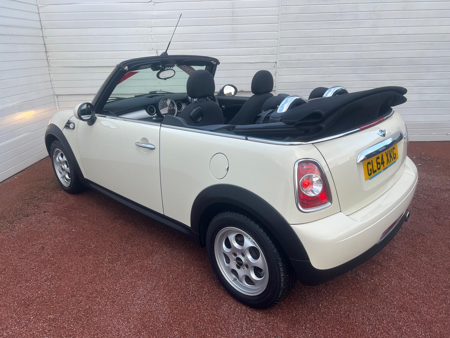 Used MINI Convertible 2014 for sale - 78117381: Photo 19