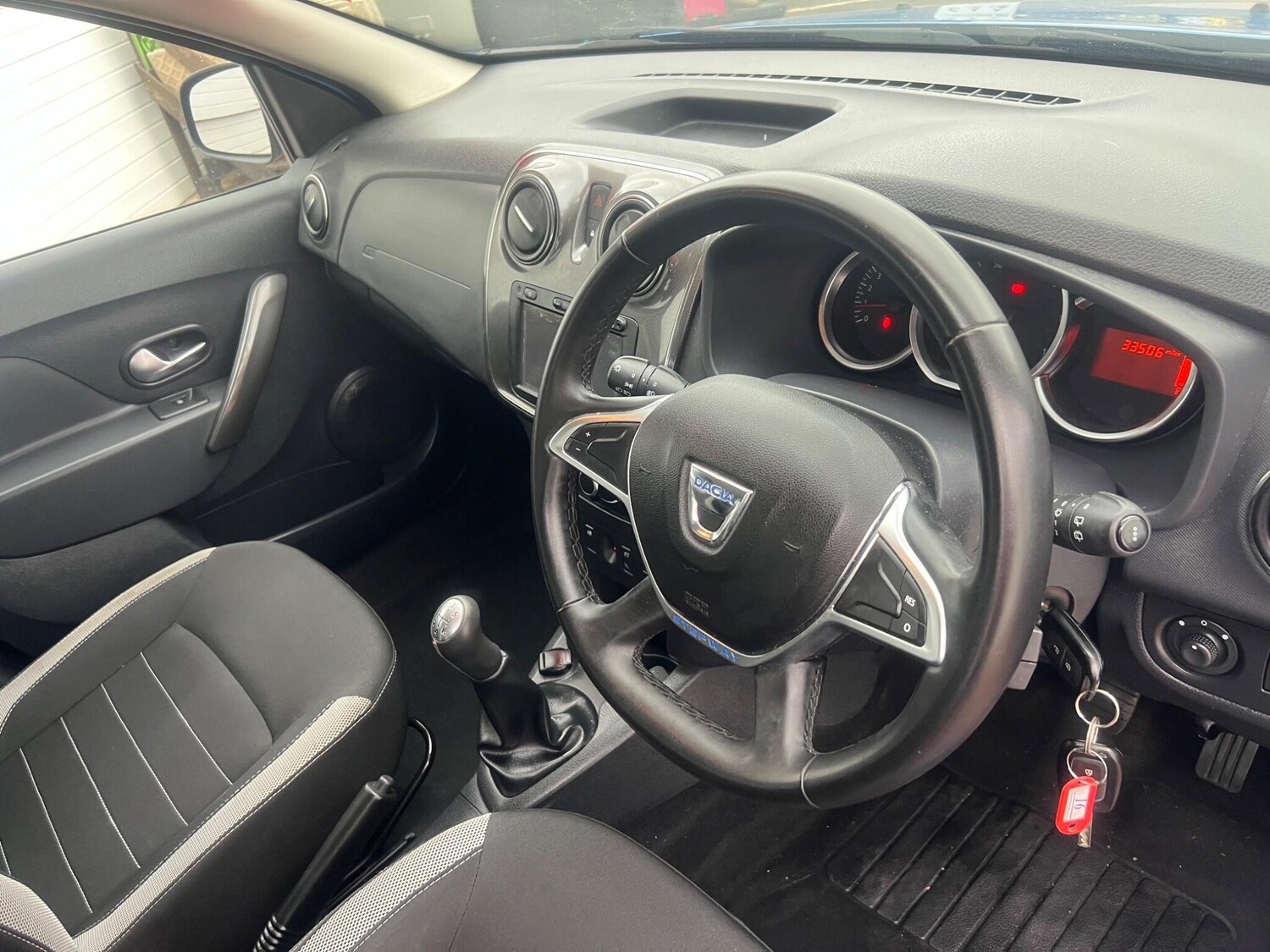 Used Dacia Sandero Stepway 2018 for sale - 78117369: Photo 12