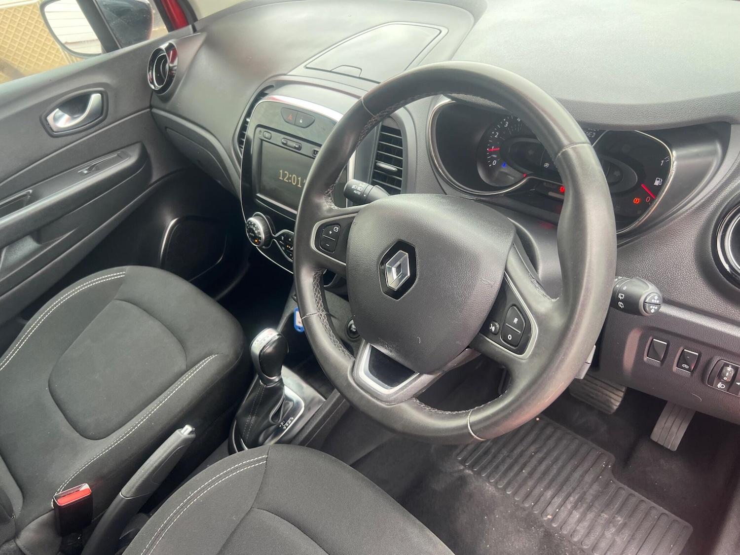Used Renault Captur 2019 for sale - 78117380: Photo 13