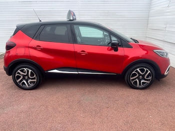 Used Renault Captur 2019 for sale - 78117380: Photo