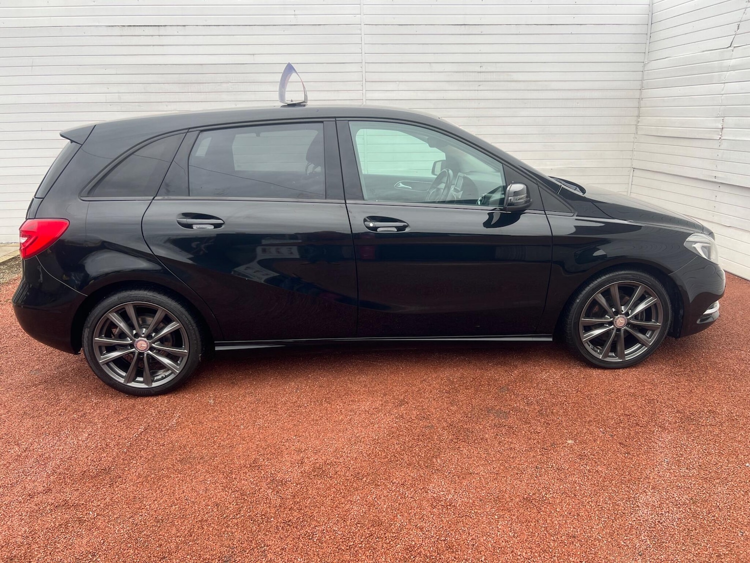 Used Mercedes-Benz B Class 2014 for sale - 78117376: Photo 3