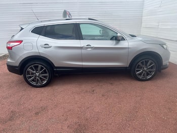 Used Nissan Qashqai 2016 for sale - 79576695: Photo