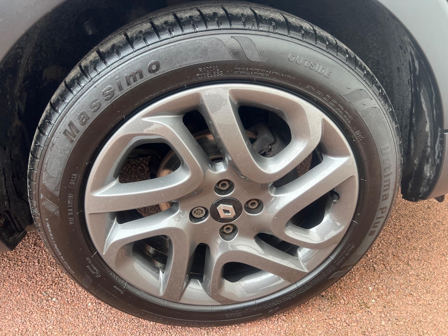 Used Renault Captur for sale - 78136064: Photo 10