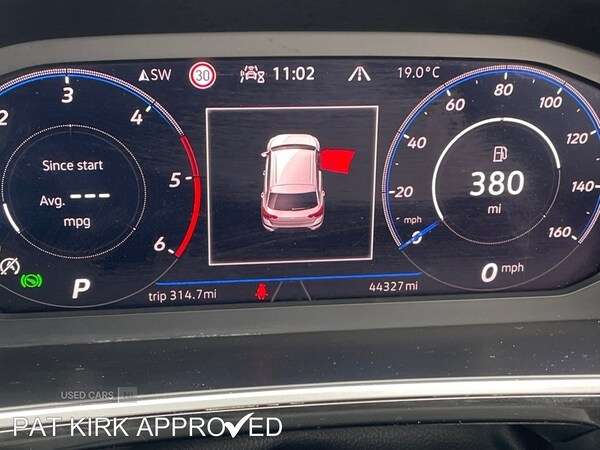 Used Volkswagen T-Roc 2022 for sale - 74966196: Photo 7