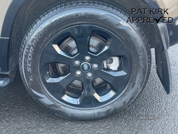 Used Land Rover Defender 2021 for sale - 77396902: Photo 8