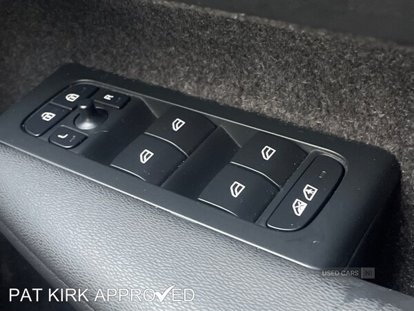 Used Volvo XC40 2024 for sale - 76787130: Photo 21