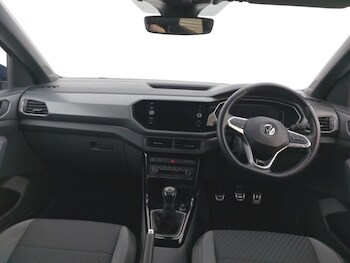 Used Volkswagen T-Cross 2020 for sale - 75470951: Photo