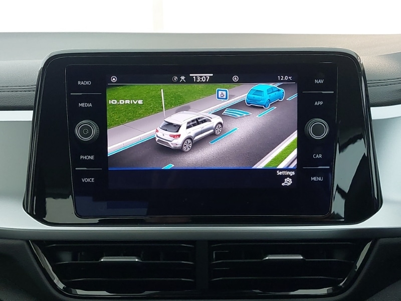 Used Volkswagen T-Roc 2023 for sale - 76602377: Photo 17