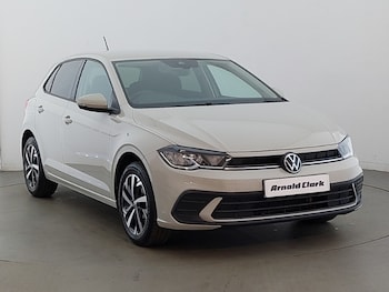 Used Volkswagen Polo 2024 for sale - 76465471: Photo
