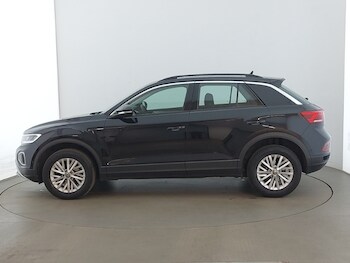Used Volkswagen T-Roc 2024 for sale - 78013516: Photo