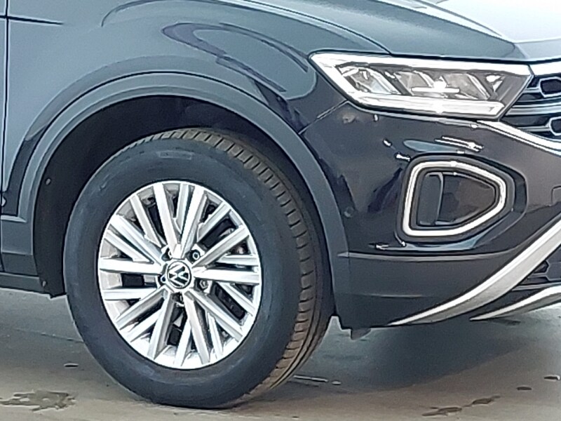 Used Volkswagen T-Roc 2024 for sale - 78013516: Photo 9