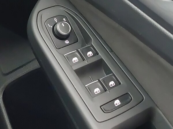 Used Volkswagen Golf 2023 for sale - 75687074: Photo 19