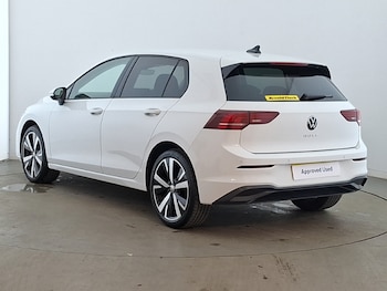Used Volkswagen Golf 2024 for sale - 79086666: Photo