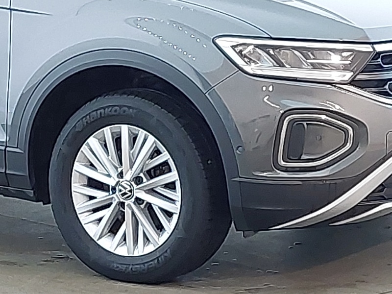 Used Volkswagen T-Roc 2023 for sale - 76187758: Photo 9