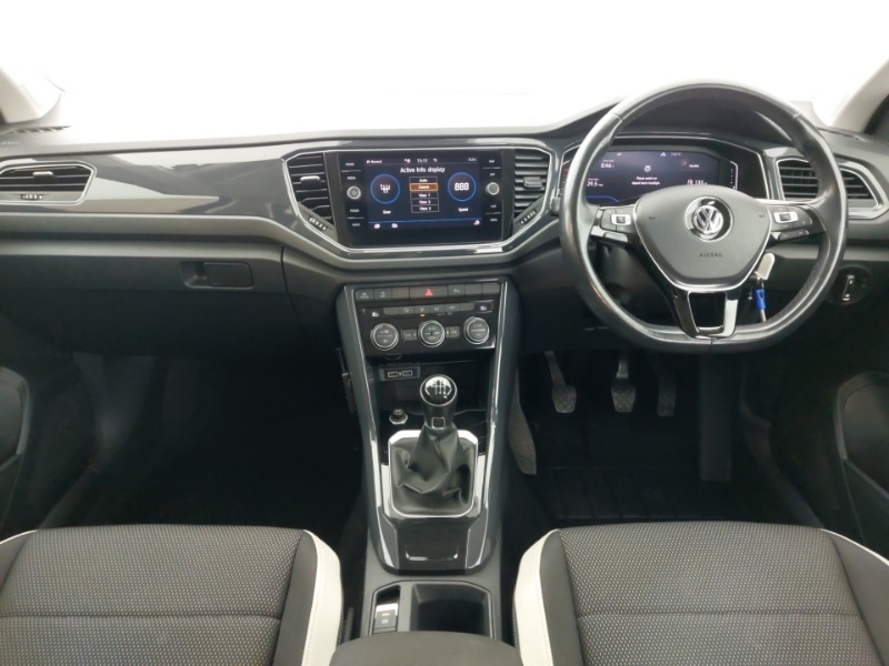 Used Volkswagen T-Roc 2019 for sale - 76414410: Photo 2