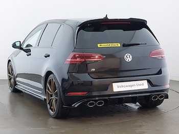 Used Volkswagen Golf 2019 for sale - 78576098: Photo