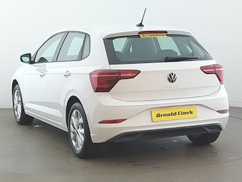 Used Volkswagen Polo 2024 for sale - 76630496: Photo