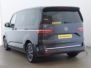 Used Volkswagen Multivan 2022 for sale - 78146852: Photo