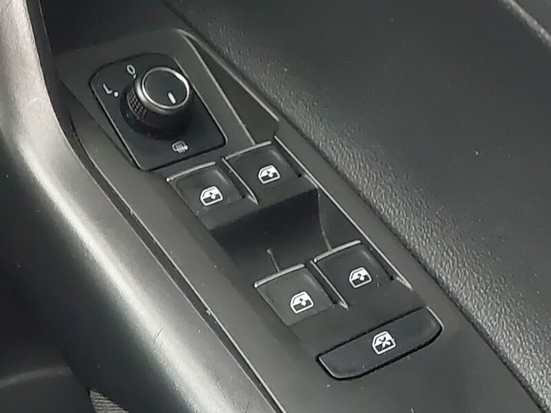 Used Volkswagen Polo 2019 for sale - 76556430: Photo 19