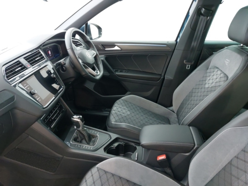 Used Volkswagen Tiguan 2023 for sale - 76800085: Photo 5