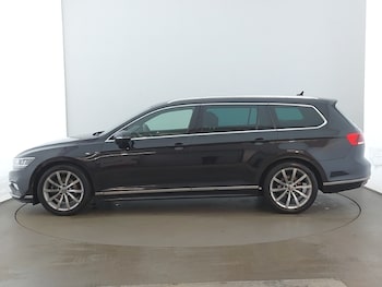 Used Volkswagen Passat 2023 for sale - 78386720: Photo