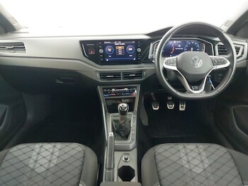 Used Volkswagen Polo 2024 for sale - 78046388: Photo