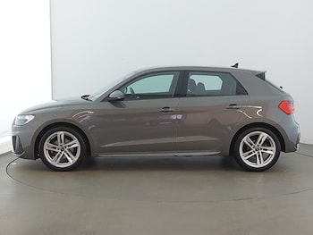Used Audi A1 2023 for sale - 76533077: Photo