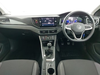 Used Volkswagen Polo 2024 for sale - 76160616: Photo