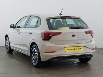 Used Volkswagen Polo 2024 for sale - 76160616: Photo