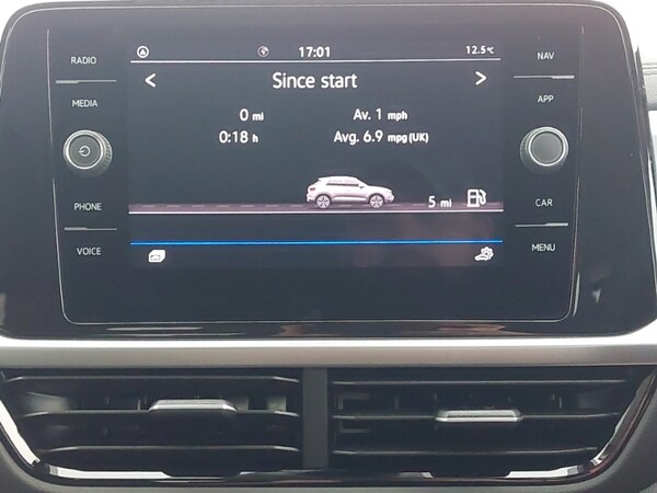 Used Volkswagen T-Roc 2025 for sale - 75547018: Photo 17