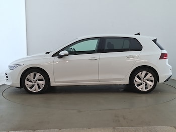 Used Volkswagen Golf 2025 for sale - 78777952: Photo