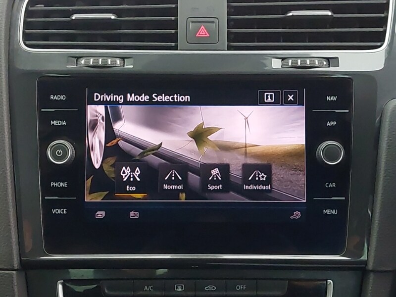 Used Volkswagen Golf 2019 for sale - 77183374: Photo 17