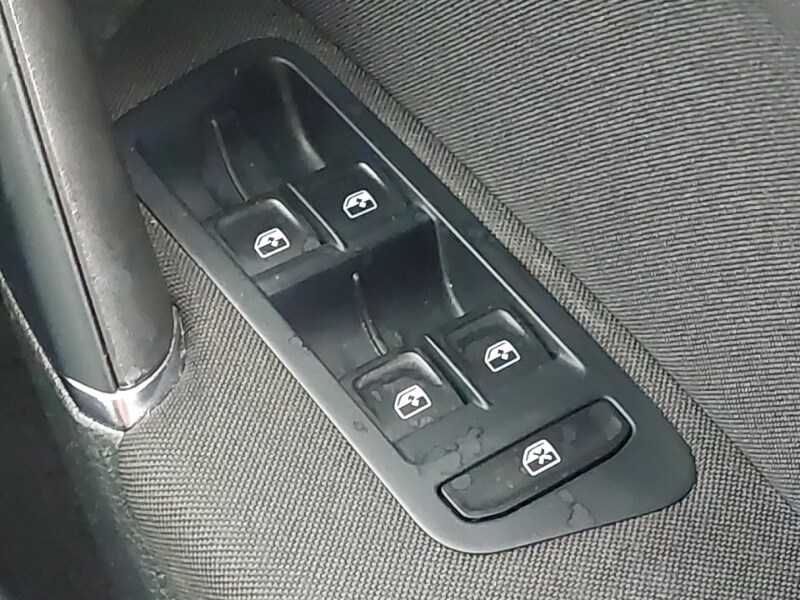 Used Volkswagen Golf 2019 for sale - 77183374: Photo 19