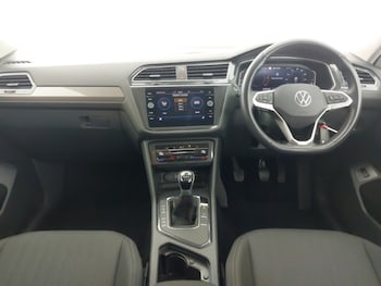 Used Volkswagen Tiguan Allspace 2023 for sale - 77150395: Photo