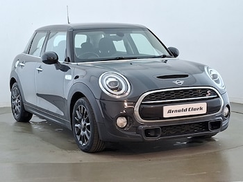 Used MINI Hatch 2018 for sale - 79382848: Photo