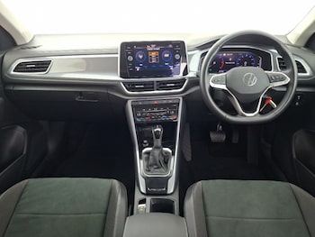 Used Volkswagen T-Roc 2025 for sale - 79432881: Photo