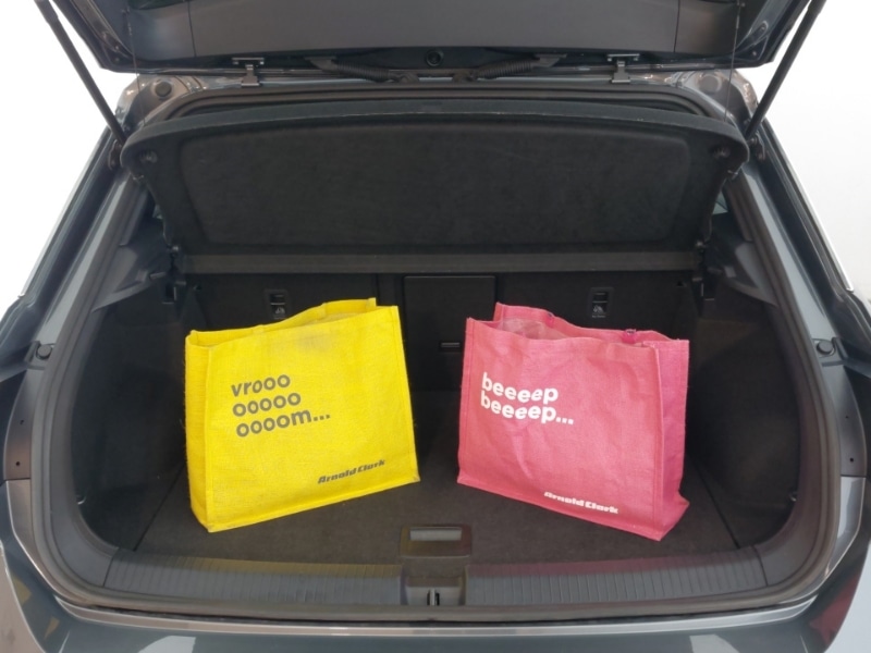 Used Volkswagen T-Roc 2022 for sale - 76484002: Photo 8