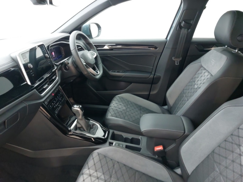 Used Volkswagen T-Roc 2025 for sale - 77256929: Photo 5