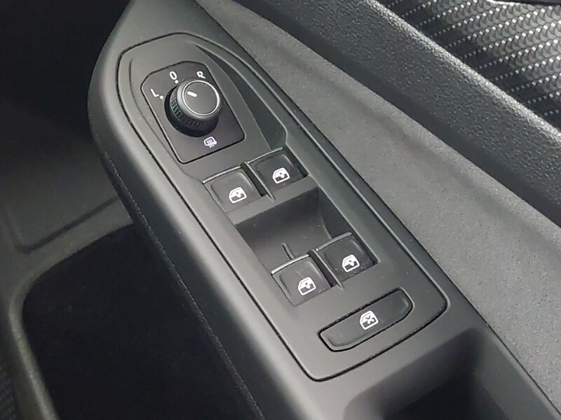 Used Volkswagen Golf 2023 for sale - 77948041: Photo 19