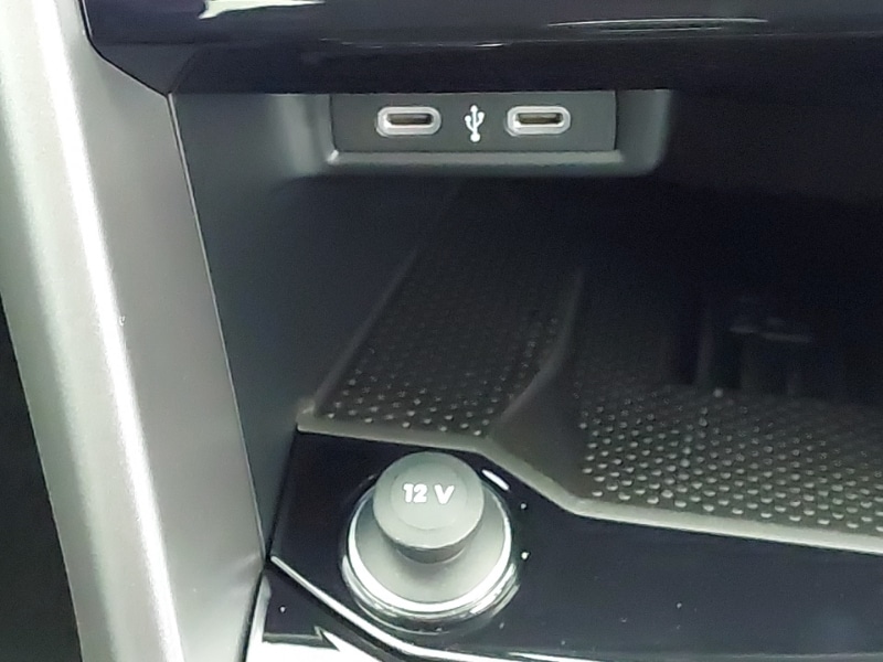 Used Volkswagen T-Roc 2025 for sale - 76920330: Photo 18