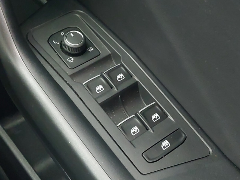 Used Volkswagen T-Roc 2021 for sale - 77992406: Photo 19