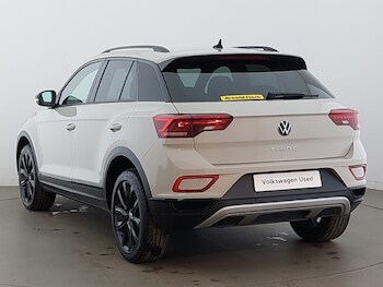 Used Volkswagen T-Roc 2023 for sale - 78546395: Photo