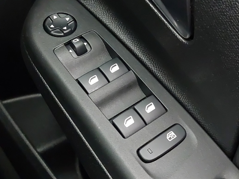 Used Vauxhall Corsa 2023 for sale - 78126013: Photo 18