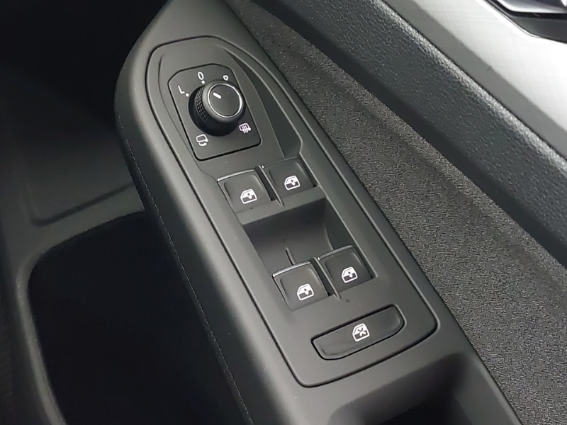 Used Volkswagen Golf 2025 for sale - 76970575: Photo 19