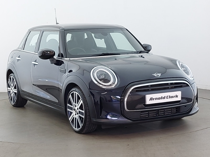 Used MINI Hatch 2022 for sale - 76414396: Photo 1