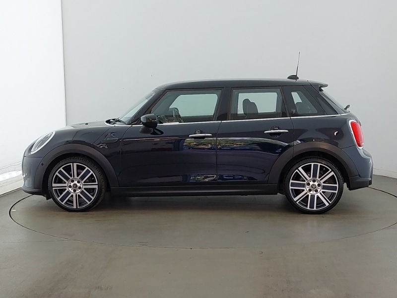 Used MINI Hatch 2022 for sale - 76414396: Photo 4