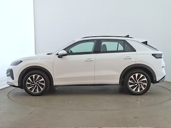 Used Volkswagen T-Roc 2026 for sale - 79274026: Photo