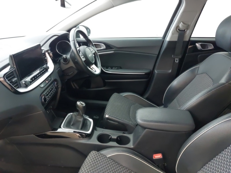 Used Kia Ceed 2023 for sale - 76129943: Photo 5