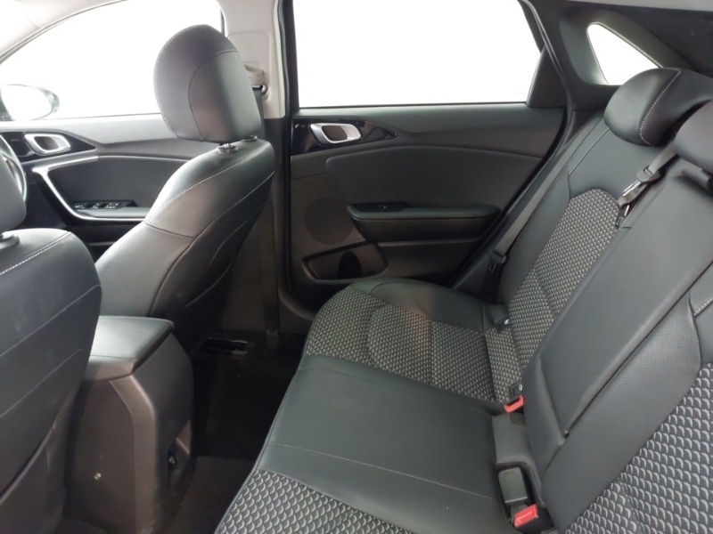 Used Kia Ceed 2023 for sale - 76129943: Photo 6