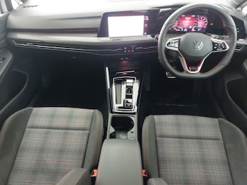 Used Volkswagen Golf 2024 for sale - 78567402: Photo